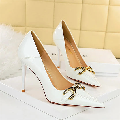 Women 7cm 10cm High Heels Wedding Bridal Replica Pumps Lady Scarpins Metal Chain Buckle Low Heels Stiletto Nude Green Prom Shoes
