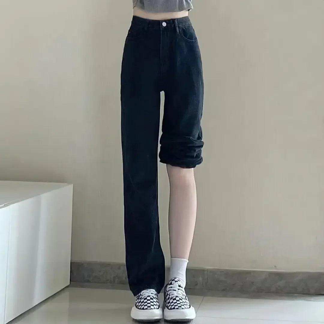 High-waisted Vintage Straight-leg Jeans