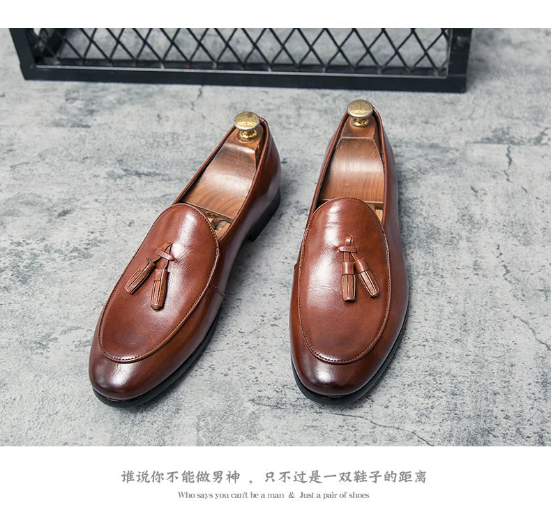 Fashion Tassel Formal Shoes 2025 New Classic Men Business Shoes Italy Luxury Moccasins Prom Men Casual Loafers Party Flats