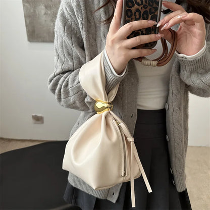 Mini Bolsas de Ombro de Couro PU com Design em Forma de Bolinho, para Mulheres, Modernas, com Nó, Retrô, de Pulso, Bolsas de Mão e Carteiras