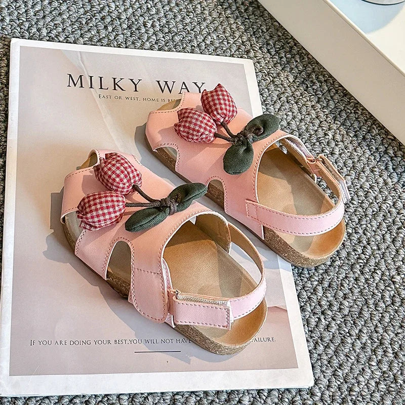 2025 Children Sandals for Girls Summer New Fashion Korean Style Soft Bottom Anti-slippery Versatile Cut-outs Princess Beach Shoe