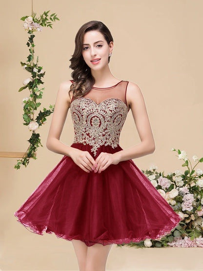 Vestidos Curtos Roxo de Baile com Apliques Dourados, Decote Ilusão A-Line, Mini Vestidos de Festa da Moda para Mulheres, Robe De Soirée