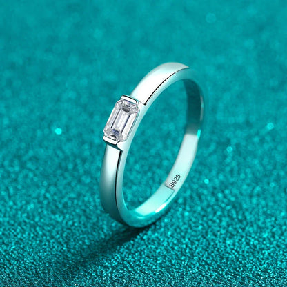 0.5ct 4x6mm Emerald Cut Moissanite Engagement Ring Women Bridal Proposal Rings S925 Sterling Silver Bands Wedding Band