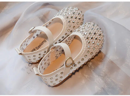 2026Summer Girl's Sandals Crystal Air Mesh Biege Sliver Luxury Kids Flat Shoes Beautiful Party Graceful Anti-skid Childern Shoes