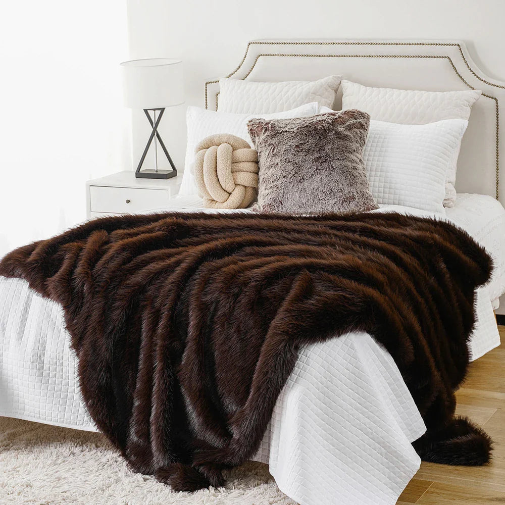 Fluffy Soft Blankets Luxury Fur blanket for Bed Sofa Mink Faux Fur Throw and Blankets Large Warm Blanket for Home Decor