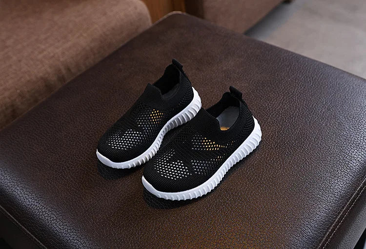 Children Running Sneakers Boys Girls Casual Mesh Breathable Anti-Slip Walking Patchwork Tenis Toddler Soft Soled Girls Shoes