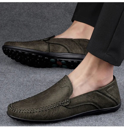 2025 shoes men's lazy one-pedal spot solid color men's shoes summer men shoes British cross-border large-size casual