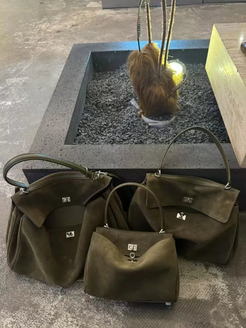 Suede Leather Tote Bag for Women Large Capacity Cowhide Shoulder Bag Designer Lock Satchel Chic Soft Nubuck Crossbody Purse