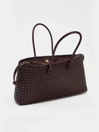 2025 new niche commuting woven hand-held shoulder bag, fashionable and versatile, super large capacity tote bag