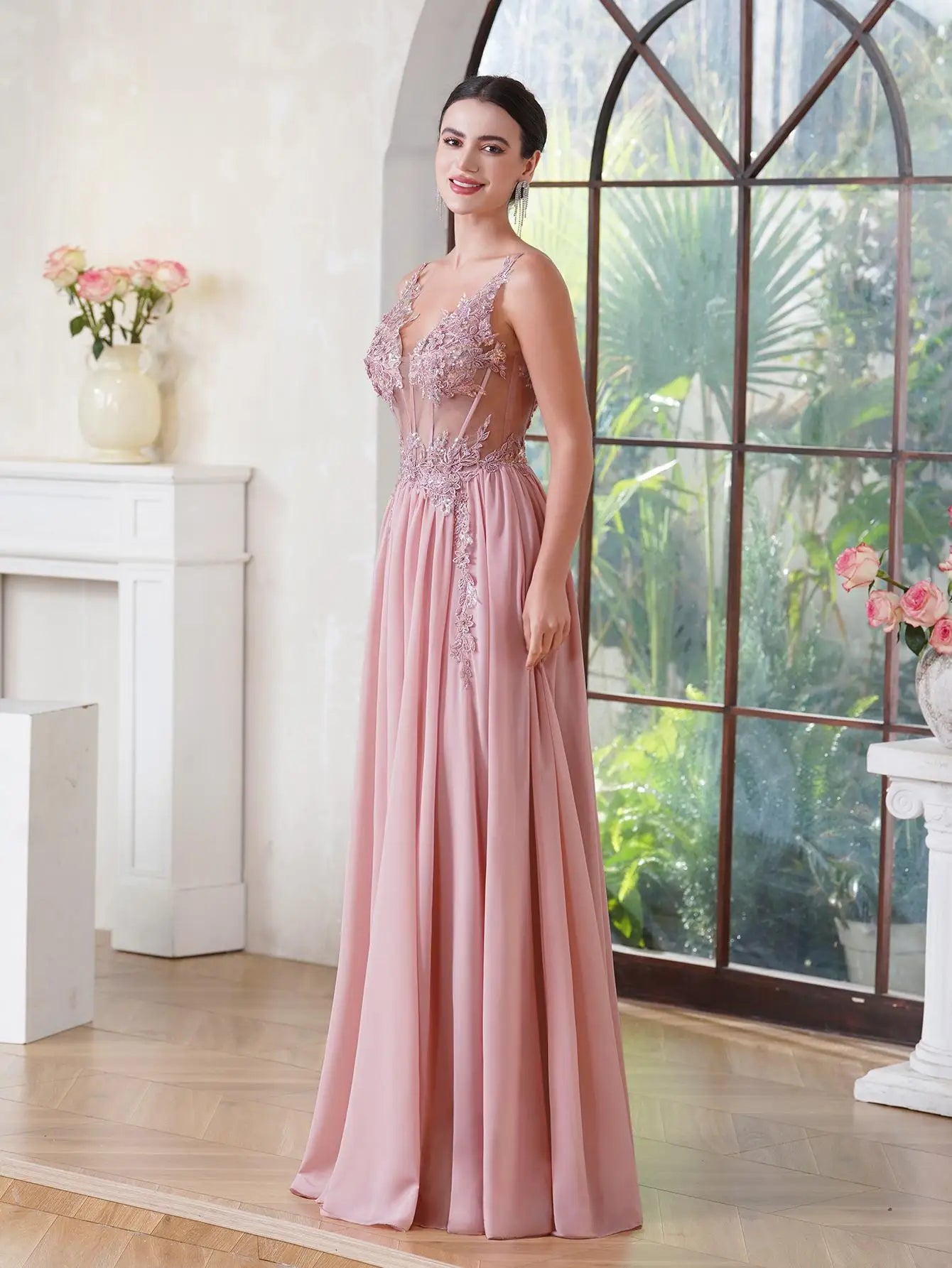 Dusty Pink Sheer Evening Dresses Lace Applique Spaghetti Straps V-Neck Backless Prom Dress Chiffon A-Line 2025 Formal Party Gown