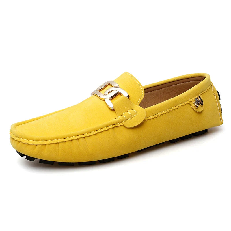 Sapatos Masculinos 2025 Novos Feitos à Mão Gorro Sola Macia Slip-On Casual Sapatos Preguiçosos Respiráveis ​​Trbottomy Mais Fáceis de Combinar Tamanho Grande