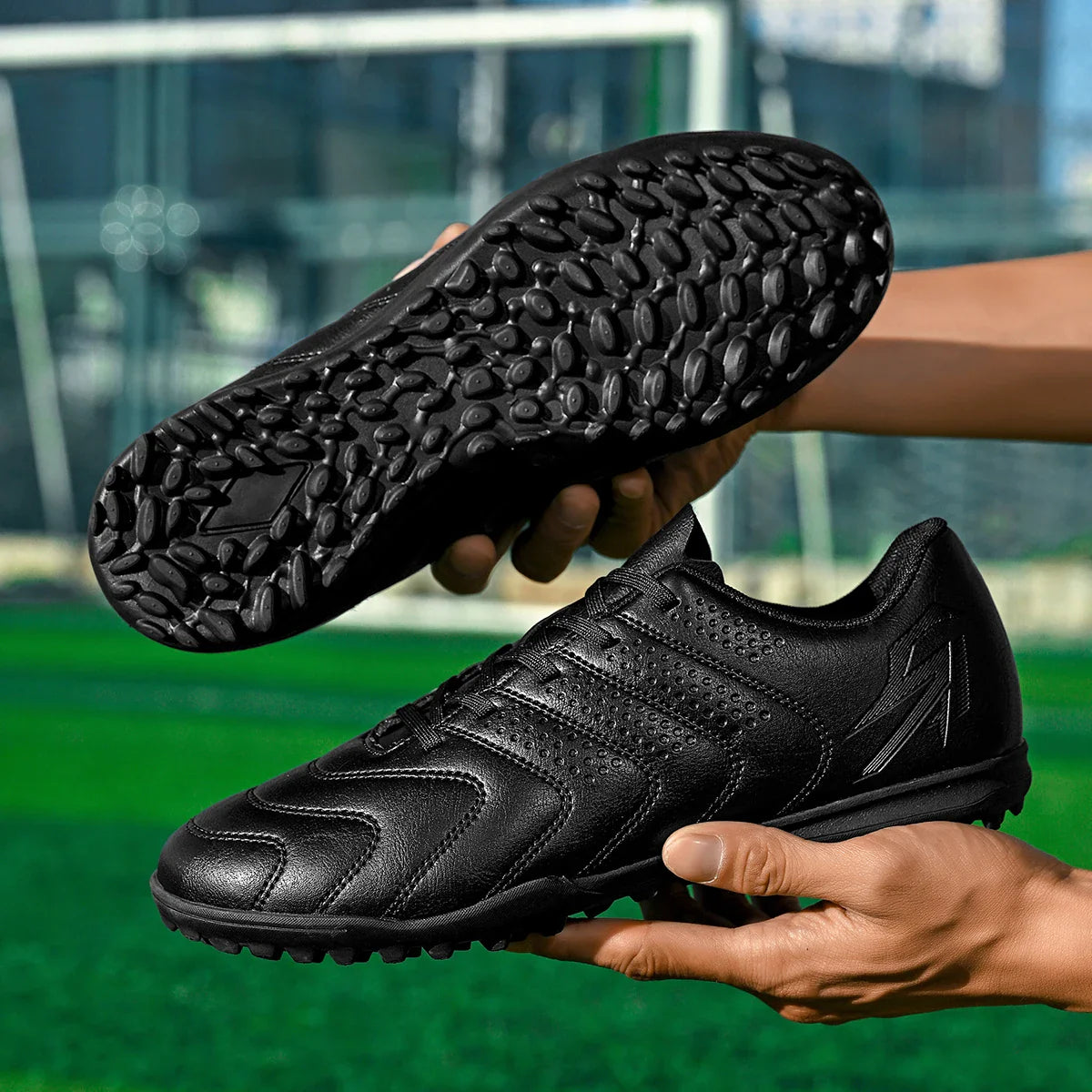 Adult anti slip TF nail shoes new couple outdoor lawn lightweight football shoes