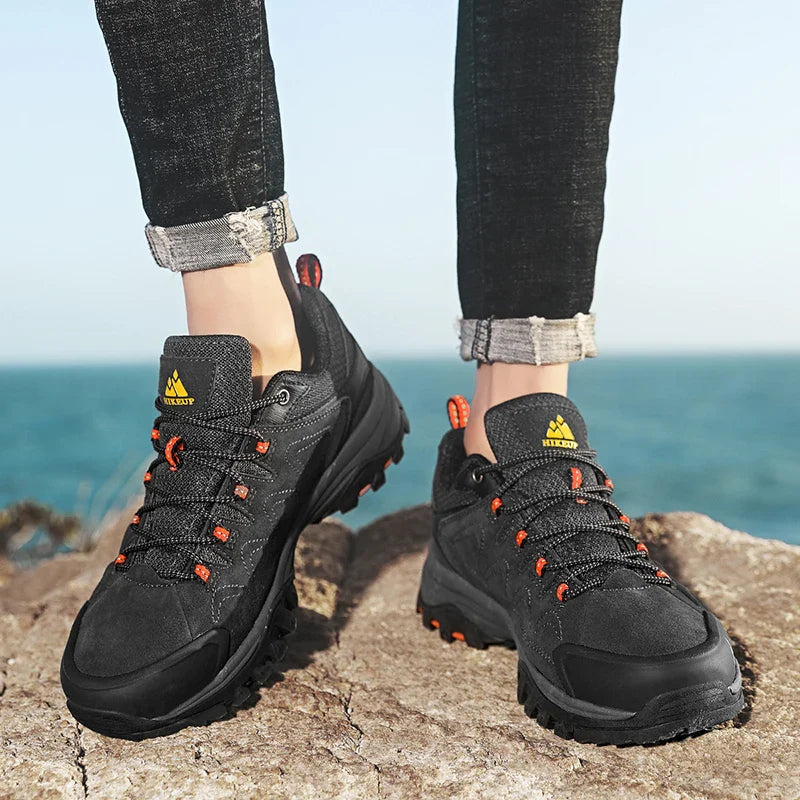 Sapatos Masculinos de Couro HIKEUP para Homens Tênis Casuais Moda Impermeável Inverno Luxo Grife Botas de Trabalho Masculinas Tênis Antiderrapantes