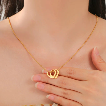 Family Name Necklace With 1-4 Hearts for Mother Custom Mother's Day and Valentine's Day Gift