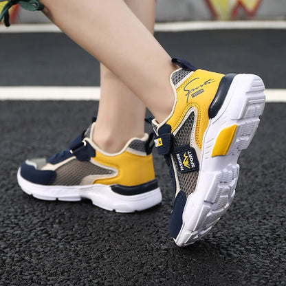 Kids Fashion Mesh Running Shoes Youngsters Teens Casual Walking Students Sneakers Breathable Soft Children Outdoor Sports Tennis