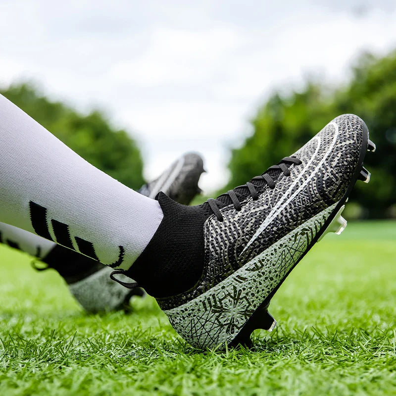 Quality Soccer Shoes Football Shoes for Men Soccer Cleats for children Original Football Boots Kids Unisex Futsal Shoes