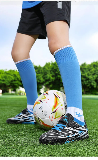 New Football Shoes Children Non Slip Society Cleats Soccer Shoes Kids Indoor Football Field Boots Fast Professional Sneaker28-39