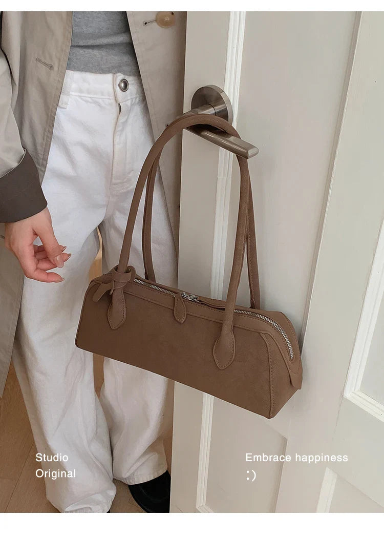 Vintage Suede Long Shoulder Bag 2026 New Women Shoulder Bag Luxury Ladies Handbag Female Commuter Shopping Underarm Bag
