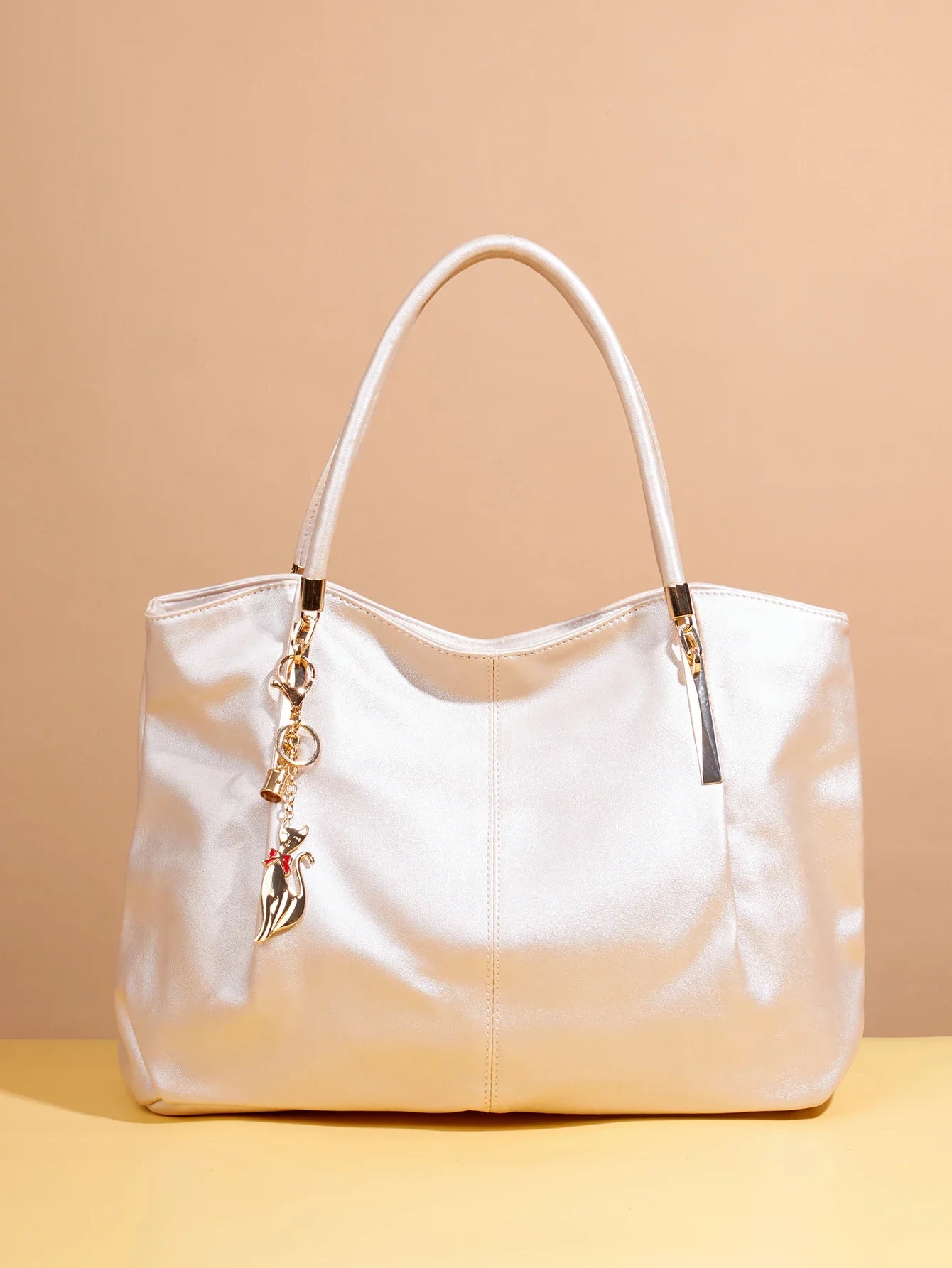 Women's Fashionable and Versatile Tote Bag with an Elegant Vibe, Large Capacity with Metal Accents, Pu Handbag and Shoulder Bag, Women's Business Travel Bag, Suitable for Outings/Shopping/Commuting/Work/Office/Business Trips/