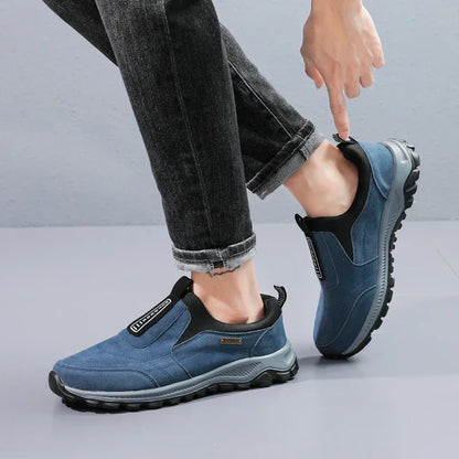 Outdoor Hiking Shoes Men Sneakers Slip on Casual Men Shoes Breathable Suede Leather Shoe Anti-skid Walking Shoes Footwear