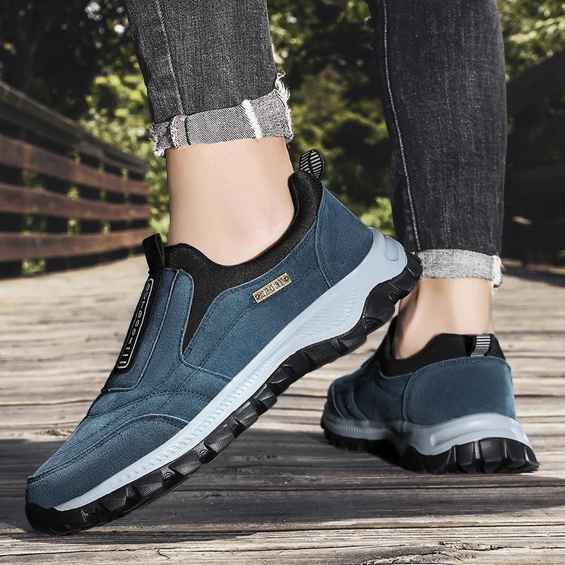 2025 New lightweight casual sports shoes, men's plaque-sized running shoes, loafers, walking and outdoor hiking shoes