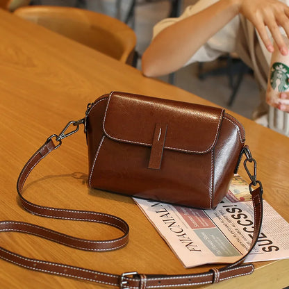 Women's Small Phone Bag Fashionable Oil Wax Cowhide Leather Handbag Versatile and Simple Shoulder Bag High Quality Crossbody Bag