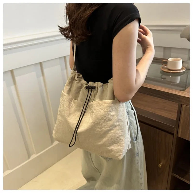 Large Capacity Versatile Shoulder Bag for Women's Summer Popular Lightweight Crossbody Bag Minimalist Tote Handbag