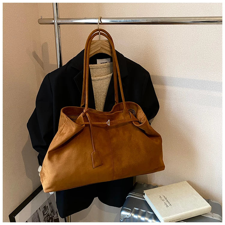 Velvet Zipper 2024 New Product Large Tote Bag Solid Large Capacity Popular Fashion Shoulder Bag Soft Simple Commuter Handbag