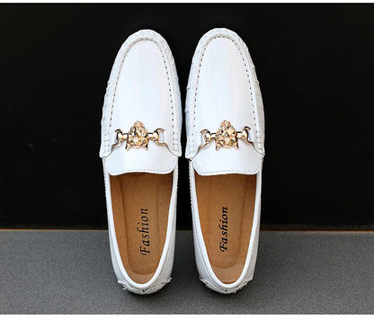 2025 Spring and Summer New Internet Celebrity Glossy Leather Peas Shoes Men's Large Size Slip-On Trendy Fashion Handmade Men's Shoes