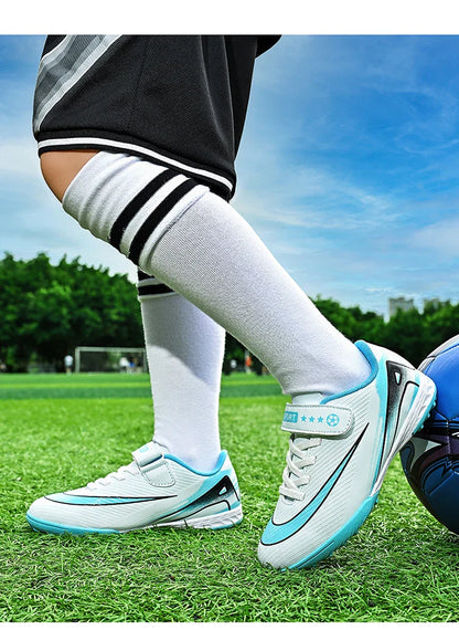 New Men Kids Soccer Shoes Cleats Ultralight Non-Slip Grass Adult Professional Football Boots Boys Training Shoes Drop Shipping