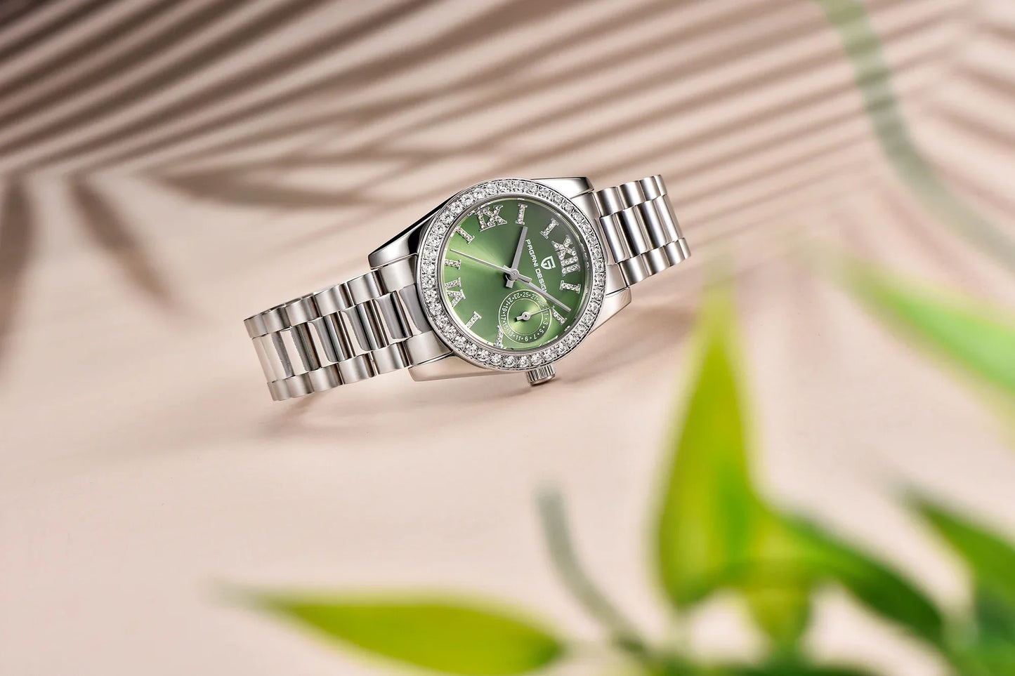2025 New 32MM Women's Wristwatch Elegant Luxury Quartz Watch For Women Fashion Waterproof Watches Sapphire Clock