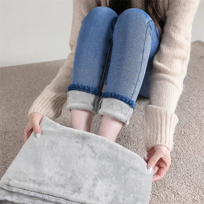 Women Thermal Jeans Winter Snow Warm Plush Stretch Jeans Lady Skinny Thicken Fleece Denim Long Pants Retro Blue Pencil Trousers