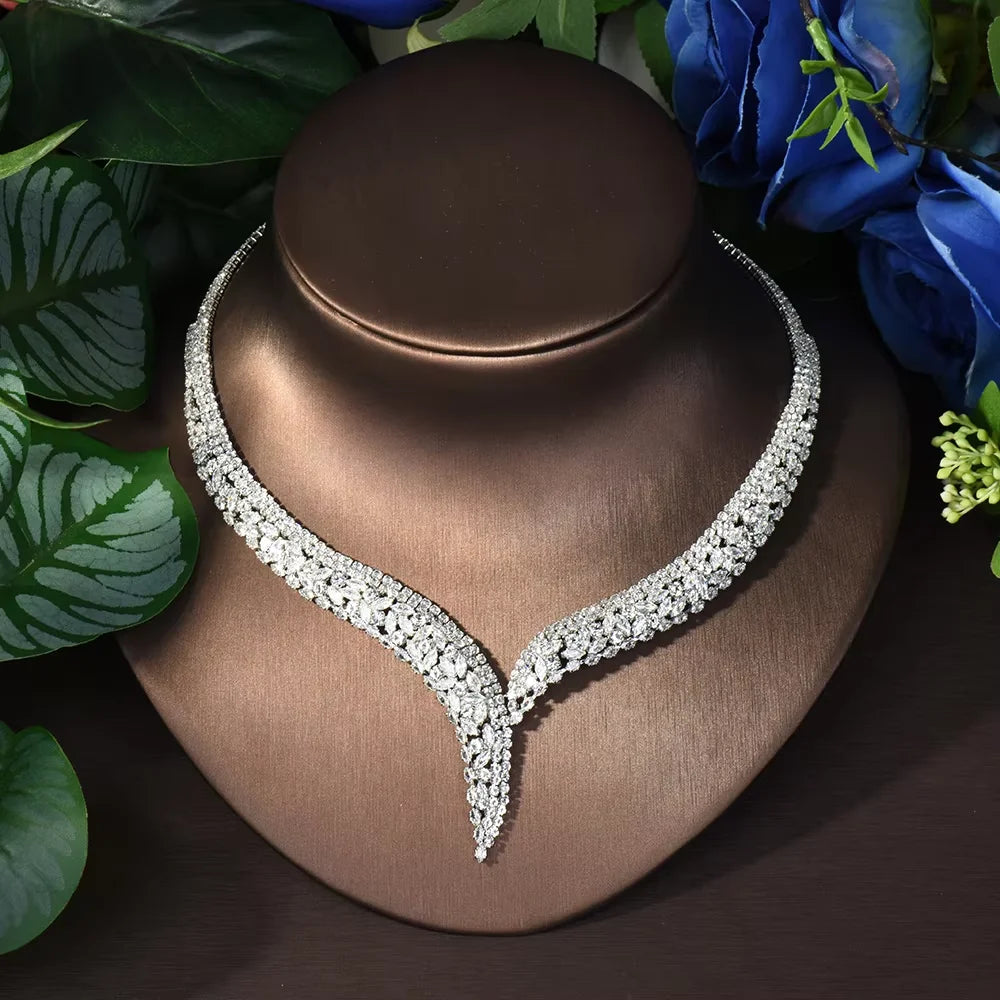 Conjunto de Joias Geométricas com Zircônias Cúbicas de Luxo, Colar Grande e Brincos Acessórios para Noivas e Encontros S-350