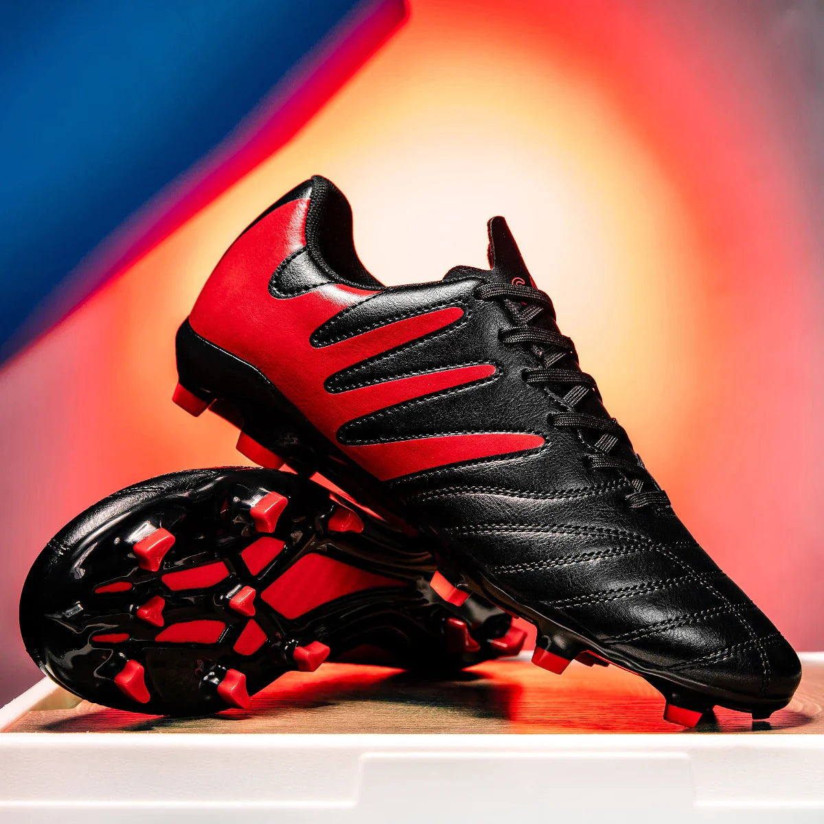 Men's lightweight and breathable high top football shoes TF nail all season outdoor football shoes sports shoes