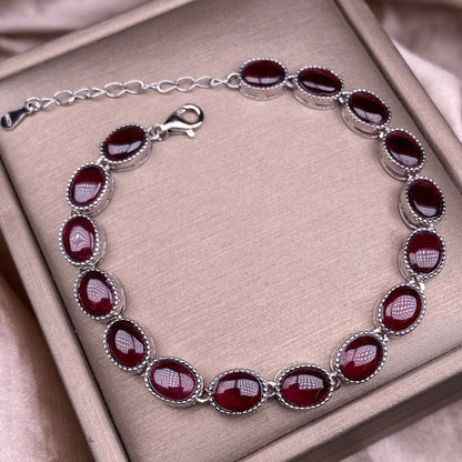 S925 sterling silver bracelet set with 17 natural garnets, simple and elegant women's bracelet jewelry, suitable for daily wear