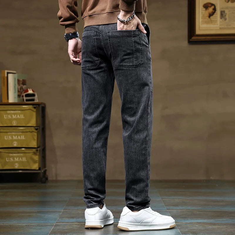 Calça Jeans Masculina Solta de Pernas Retas com Design Versátil de Seis Bolsos, Elástica e Confortável para Atividades ao Ar Livre, Caminhadas, Todas as Estações