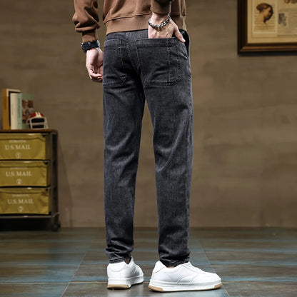 Calça Jeans Masculina Solta de Pernas Retas com Design Versátil de Seis Bolsos, Elástica e Confortável para Atividades ao Ar Livre, Caminhadas, Todas as Estações