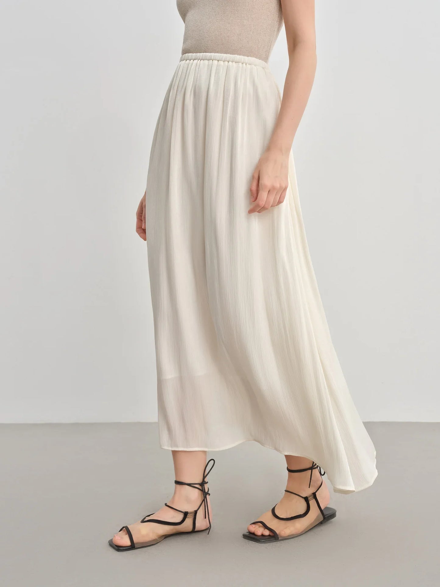 Plus-Size Women's Lightweight Flowing A-Line Skirt - 2025 Summer New Fashionable Commute Long Dress 25DS82792