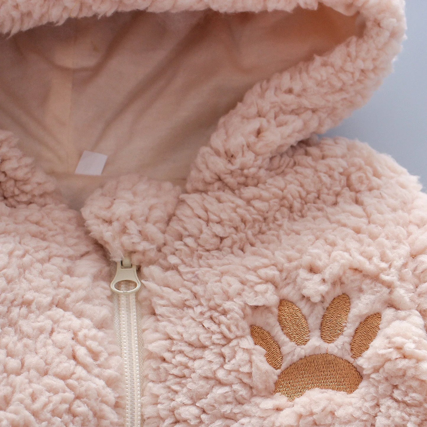 Lamb hair cartoon bear embroidered baby jumpsuit winter new girl baby long sleeved crawling suit thickened girl