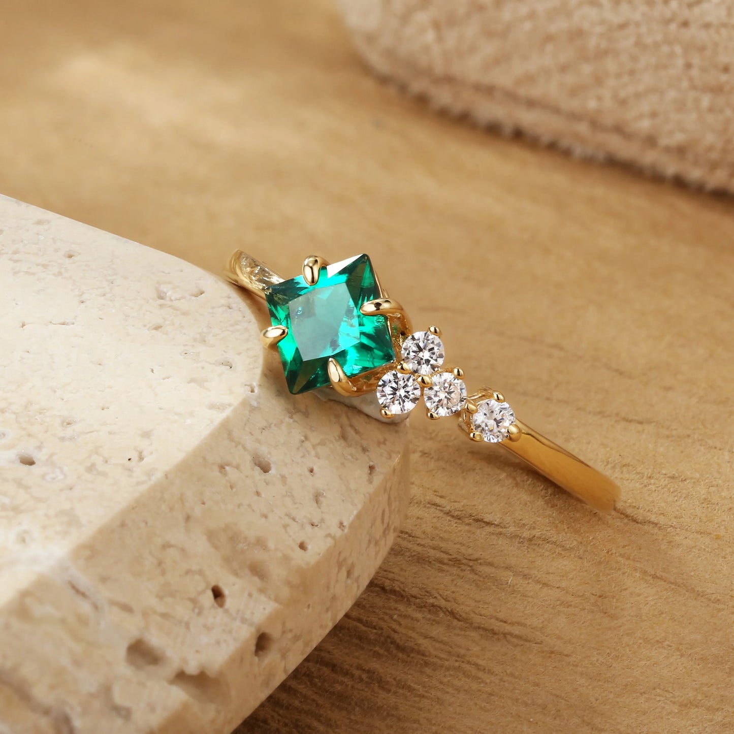 Original Design Created Emerald Fold Ring Luxury 925 Sterling Silver Gold plated for Women Party Wear Jewelry Hot Sale