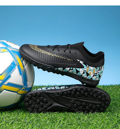 New Kid Match Boys Professional Non-Slip Comfortable Football Boots Sneakers Match Soccer Shoes Outdoor Sports Shoes Unisex