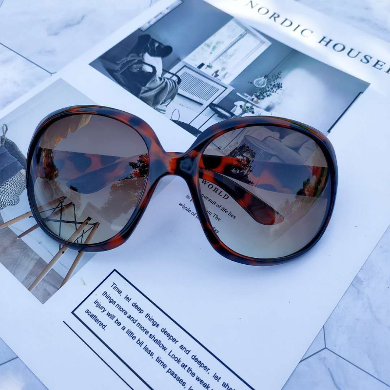 New Large Frame Circular Shape Sunglasses Women Design Brand Fashion Sun Glasses Outdoor Driving Lady Eyewear UV400 Gafas De Sol
