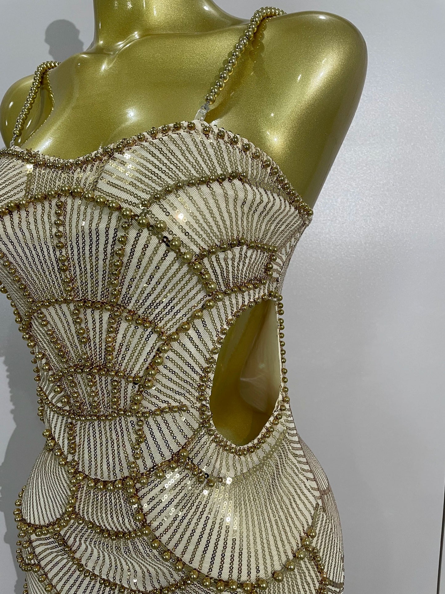 Women Hot Sale Sleeveless Sexy Strap Pearl Beading Sequins Bodycon Long Dress Celebrate Evening Party Birthday Outfit Vestido
