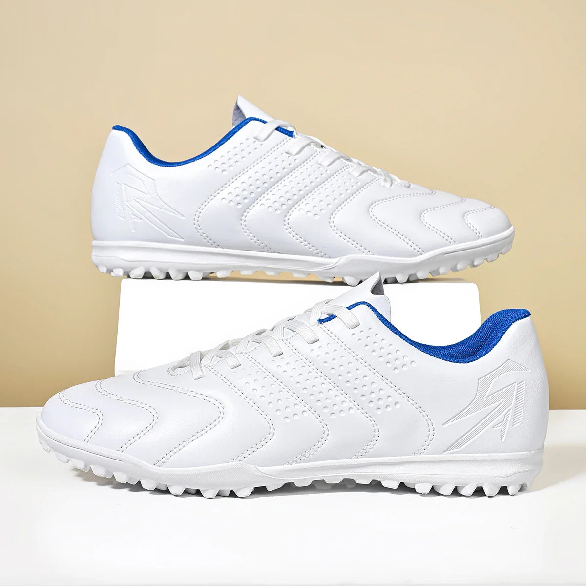 Match men's football shoes TF broken nail outdoor sports shoes, wear-resistant and anti slip