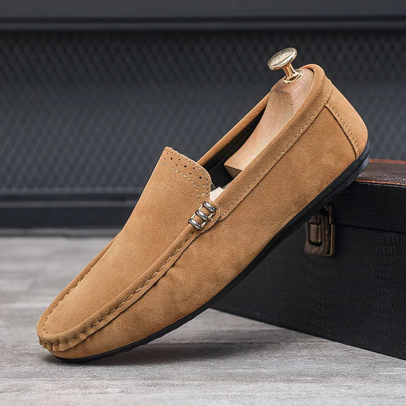 Novos Sapatos Masculinos de Primavera e Outono Estilo Social, Camurça, Sapatilhas Loafer, Couro Fosco Casual para Jovens