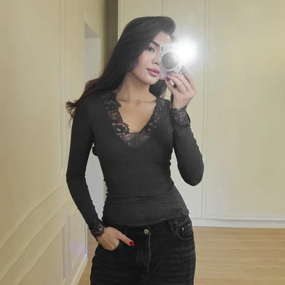 V neck Lace T shirt Top Women Sexy Navel Exposed Pullover Fashion Splice Hot Girl Club Party Top Autumn New Lady T shirt