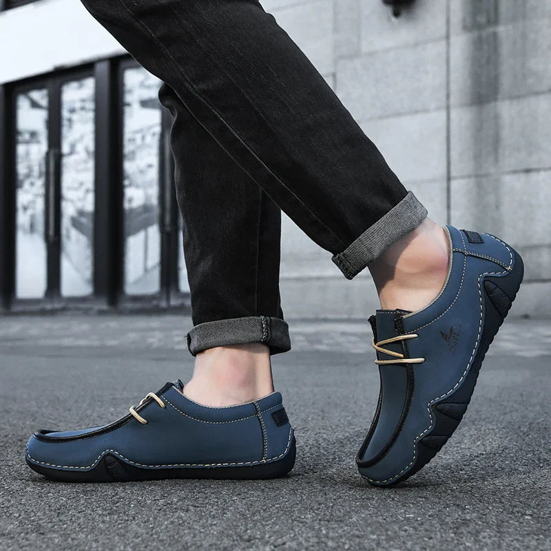 Novos Tênis Masculinos Casuais de Couro Feitos à Mão da Moda 2024 Design Sapatilhas Masculinas Mocassins Respiráveis Cano Baixo Sapatos Flats Dirigir Tamanho Grande