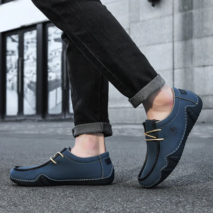 Novos Tênis Masculinos Casuais de Couro Feitos à Mão da Moda 2024 Design Sapatilhas Masculinas Mocassins Respiráveis Cano Baixo Sapatos Flats Dirigir Tamanho Grande