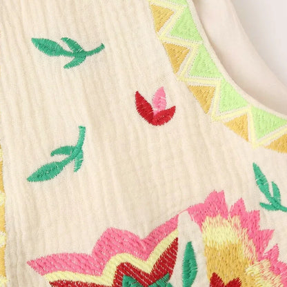 European and American Style 2024 Spring and Summer Women's New Fashionable and Versatile Round Neck Sleeveless Embroidered Vest