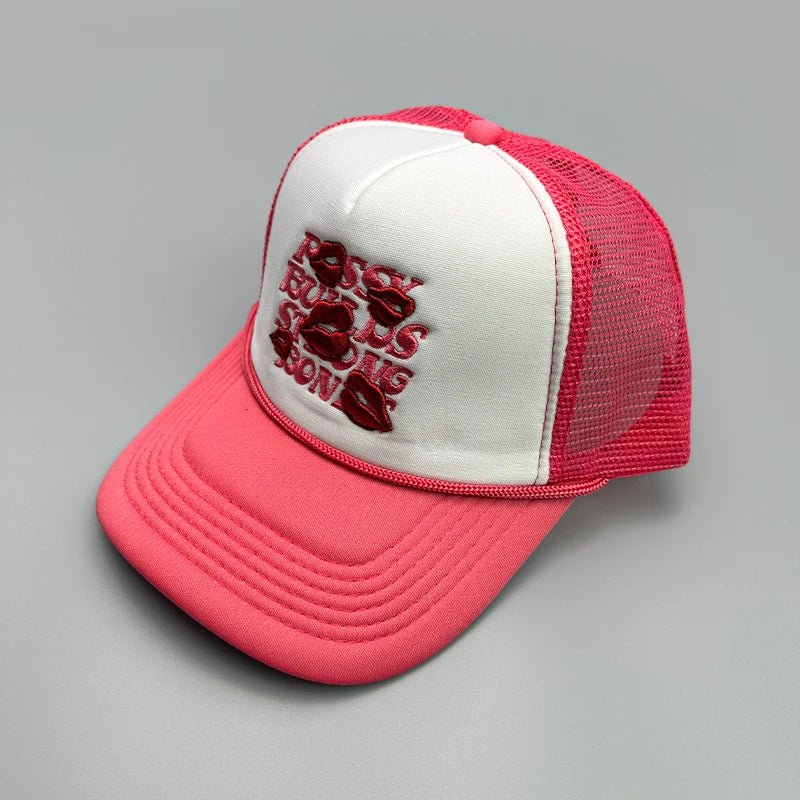 Niche Embroidered Letters Lip Baseball Hats Men Women Sunshade
